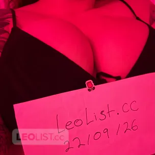 TALL, THICK , and JUICY! Only in NW once a month! 12-11 profile image