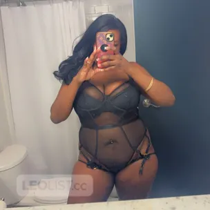CLICK HERE. SEXY GFE DUOS !! 36 DDD FUN profile image