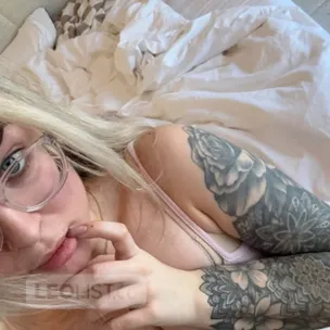 Sexy girl in town available for good pleasure profile image