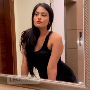 hot ruchi available for incall &amp; outcll and online service profile image