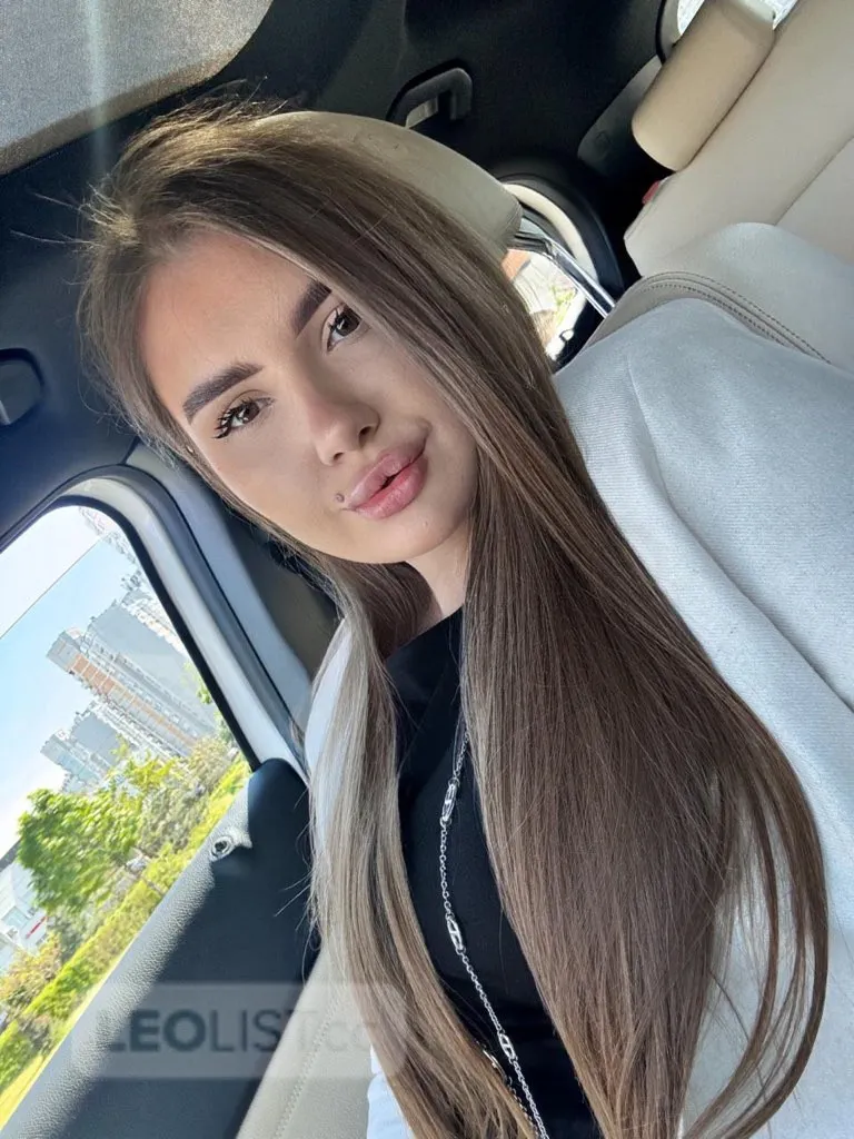 NIKOLE FROM UKRAINE