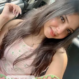 The new cute girl, warm and fun Oshawa profile image
