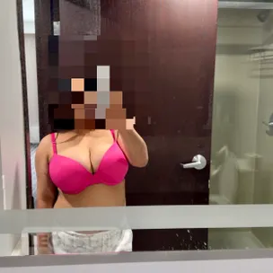 hanji kida Calgary Valeyo Punjabi /indian girl profile image