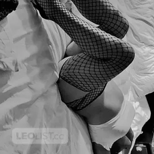 Come get your cock sucked by a filthy little slut roughmmmm profile image