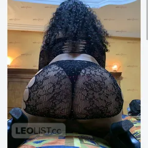 Hot Dominican Sarahi - Thick Thighs &amp; Big Ass profile image