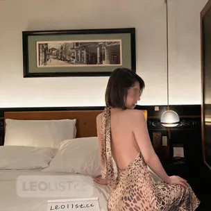 New sexy hot body young Asian girl short stay profile image
