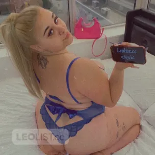 natural &amp; curvy beauty real gf experience Dowtown profile image
