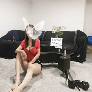 A gentle and innocent Taiwan nese girl 825983//7626 profile image