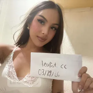 Sexy beautiful Asian slim lady available profile image