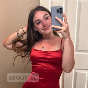 Available Cum fuck my tight pussy and ass profile image