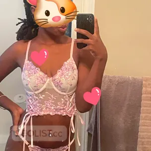 Slim Petite ebony queen profile image