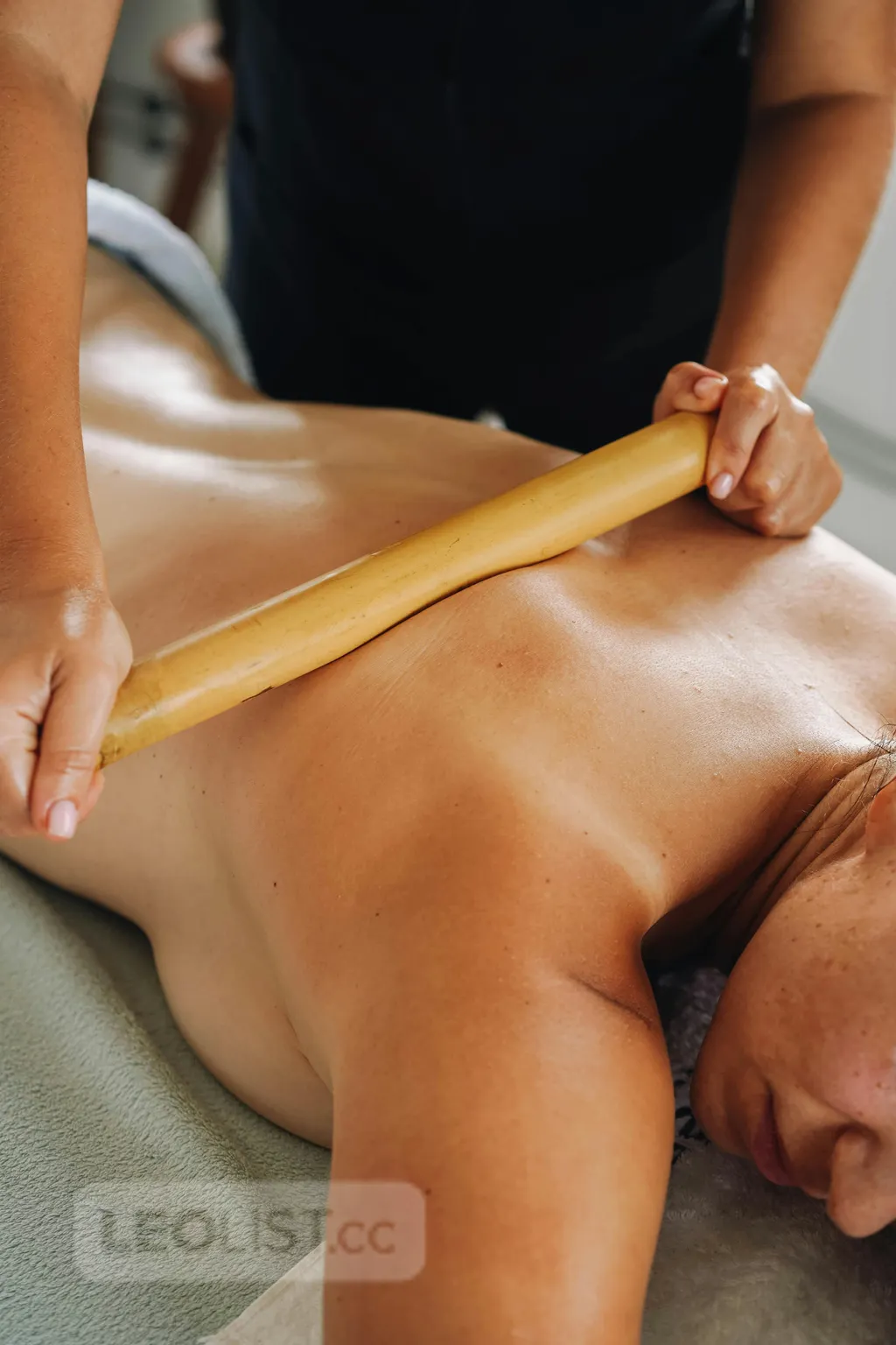Male massage therapist available