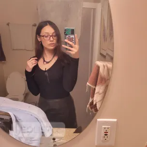 local milf &amp; cookies profile image
