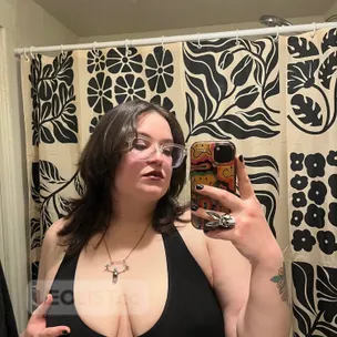 WHITE GODDESS Let you be tempted by my magical charm profile image