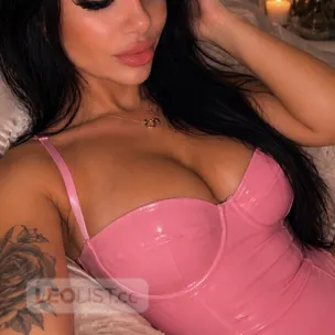 Petite European Goddess profile image
