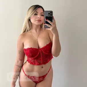 Hey guys Im available for hookup and massage services profile image