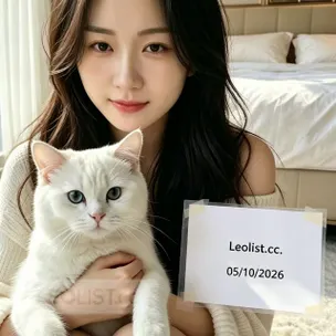 The photos are absolutely authentic if they are fake, I'll profile image