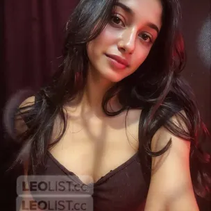 young hott$exy classy and wet and fungfe profile image