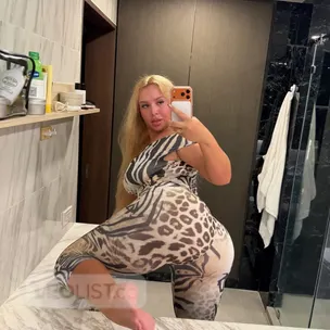 Sweet and juicy. DM ME 2 5 3 3 0 4 9 4 5 9 profile image