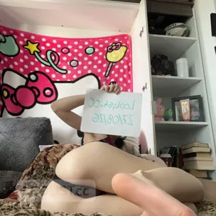 20 year old fantasy dream girl profile image