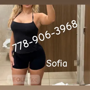 TodayOnlySexy Seductive Italian White Girl Curvy Busty Sofia profile image
