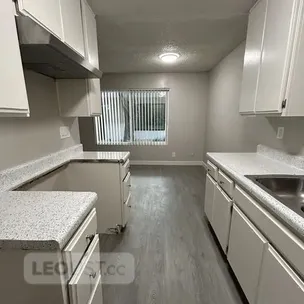 SECURE LUXURY APARTMENT RENTAL
