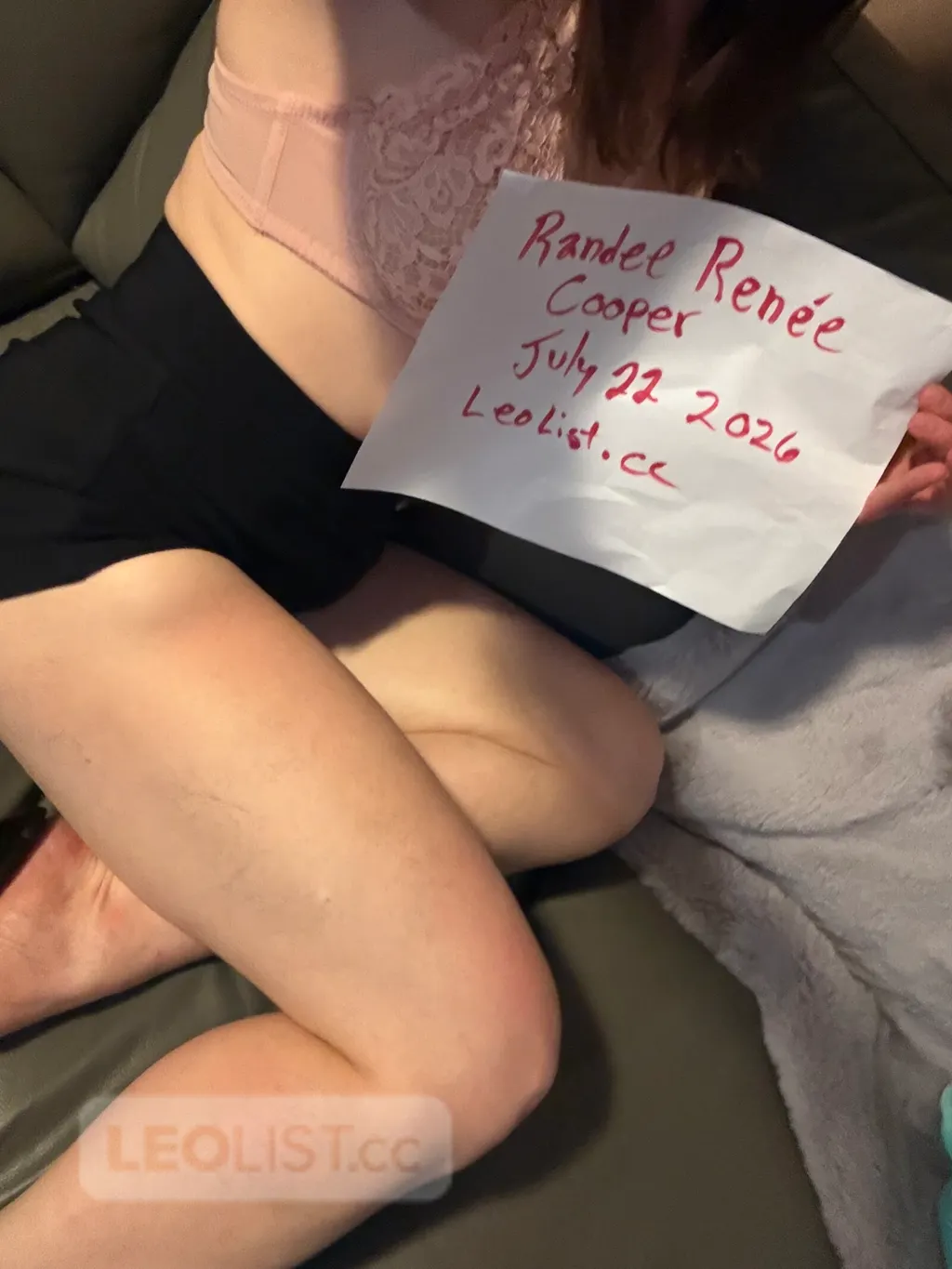Petite Renée Cooper