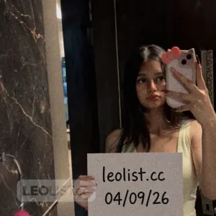 Curvy Hourglass Indian Princess Video Call Available profile image