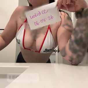 pretty, fun &amp; ready to meet you in MAPLE RIDGE profile image