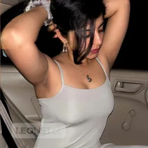 new indian girl available in your town 24x7 for fun profile image